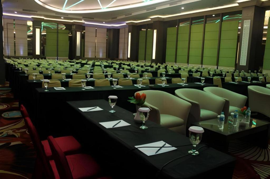 G'Sign Hotel Banjarmasin Banjarmasin  Εξωτερικό φωτογραφία